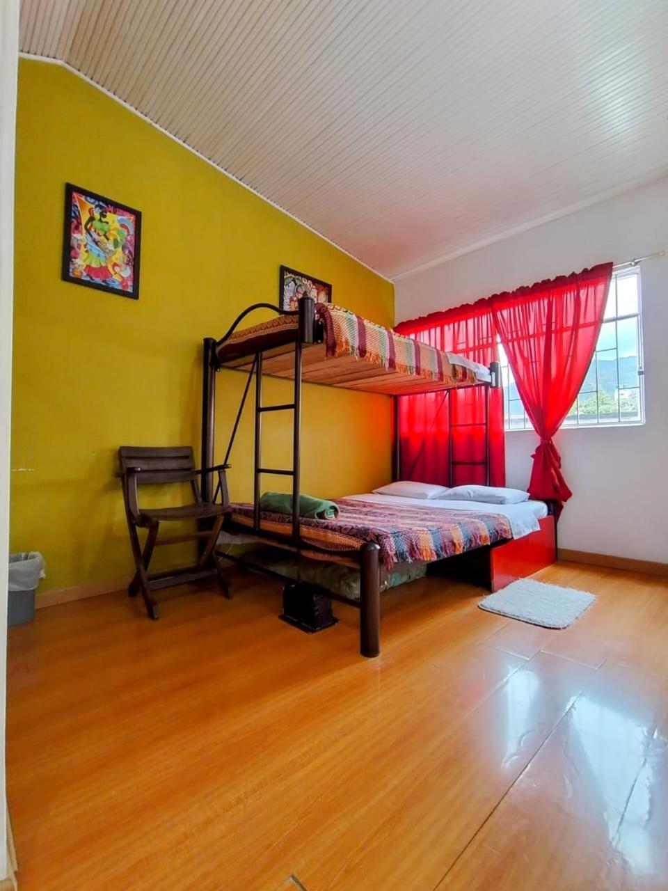 Zipa Hostel Zipaquira Bagian luar foto
