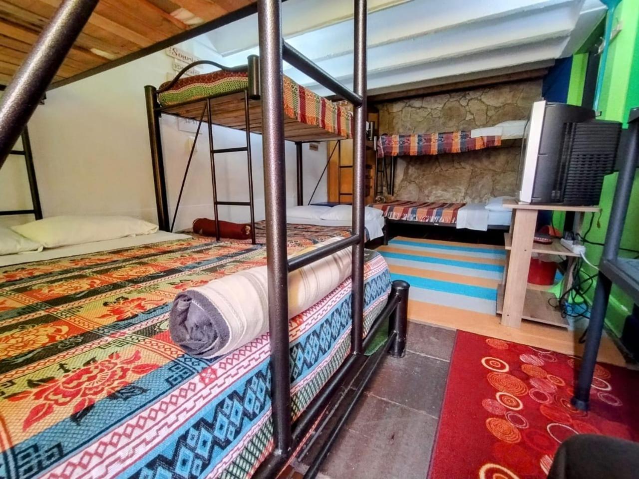 Zipa Hostel Zipaquira Bagian luar foto